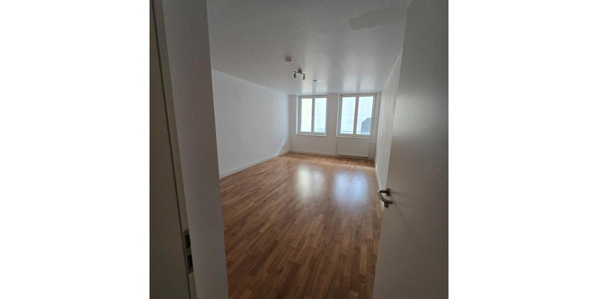 Etagenwohnung Dortmund Innenstadt West - 2 Zimmer, 96 m&sup2;, 960&euro; | Angebot:26233272