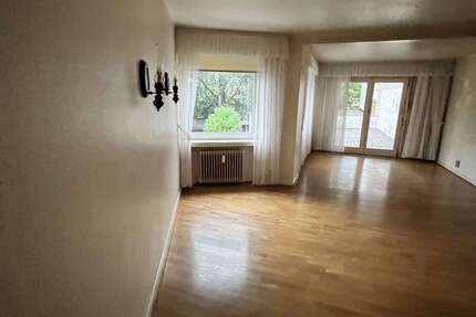 Wohnung Duisburg Rheinhausen - 4 Zimmer, 116 m&sup2;, 720&euro; | Angebot:25380707