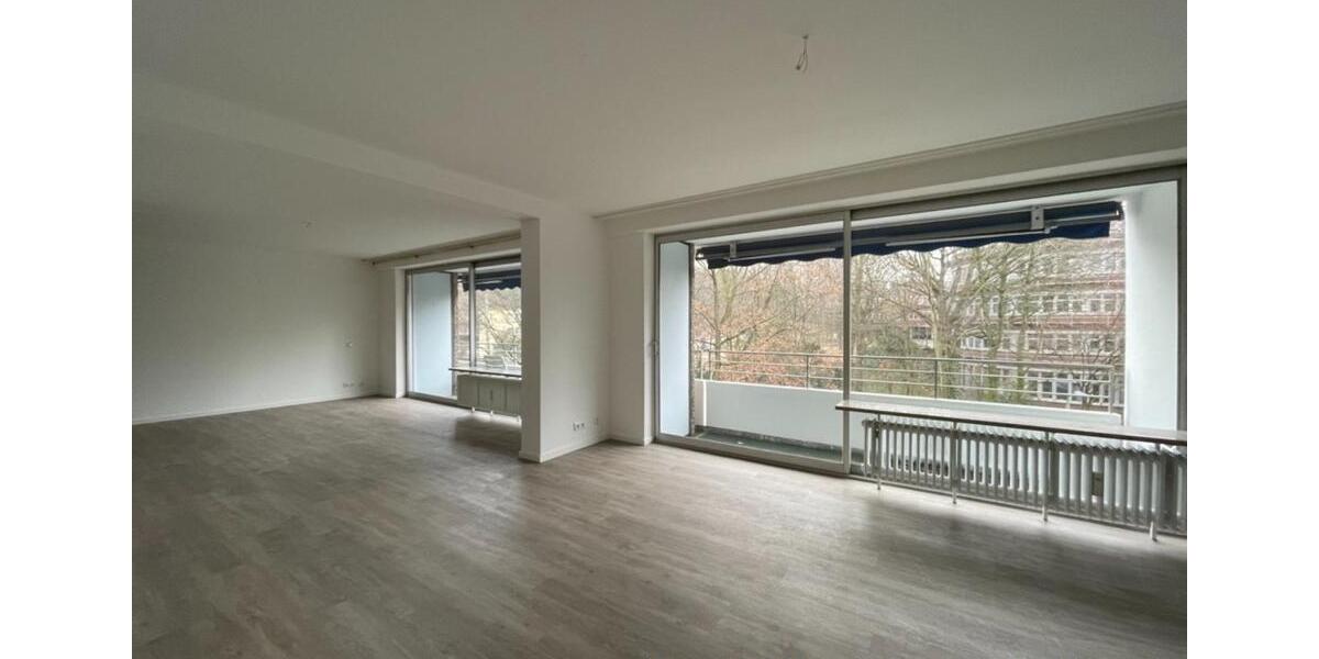 Wohnen am Duisburger Kaiserberg: großzügig aufgeteilte, vor 3 Jahren modernisierte 3-Zimmer- Wohnung mit zwei Balkonen. 3 zimmer