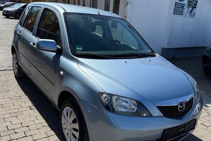 Mazda 2 164.000 km 2.400 &euro; Essen 45143