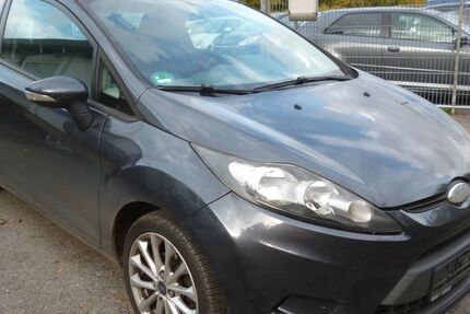Ford Fiesta 190.000 km 2.450 € Bottrop 46238