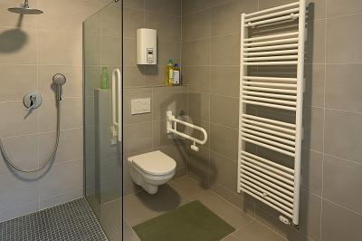 SOLIDE RENDITE IN BEGEHRTER LAGE - Mehrfamilienhaus, Wohnhaus Duisburg Laar | Angebot:25630338