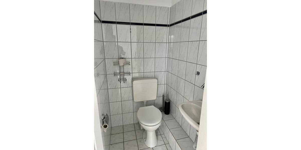Dachgeschoßwohnung Wuppertal Unterbarmen - 5 Zimmer, 85 m&sup2;, 800&euro; | Angebot:25395285