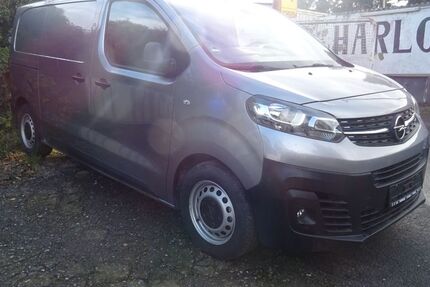 Opel Vivaro 18.500 km 17.900 &euro; dortmund 44319