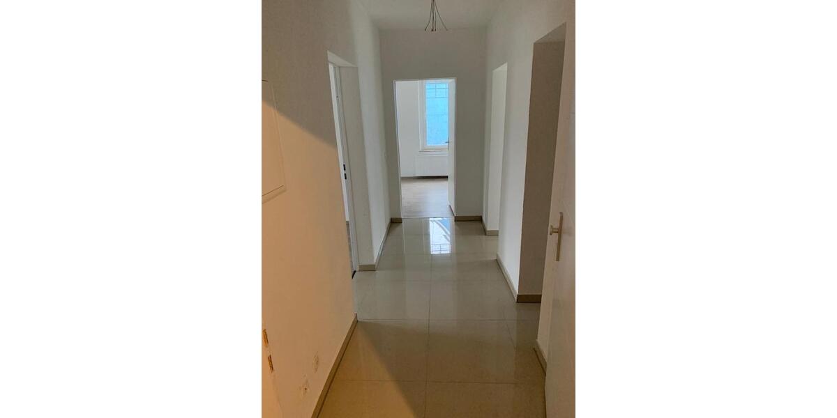 Etagenwohnung Hattingen Niederbonsfeld - 2.5 Zimmer, 75 m&sup2;, 600&euro; | Angebot:25433273