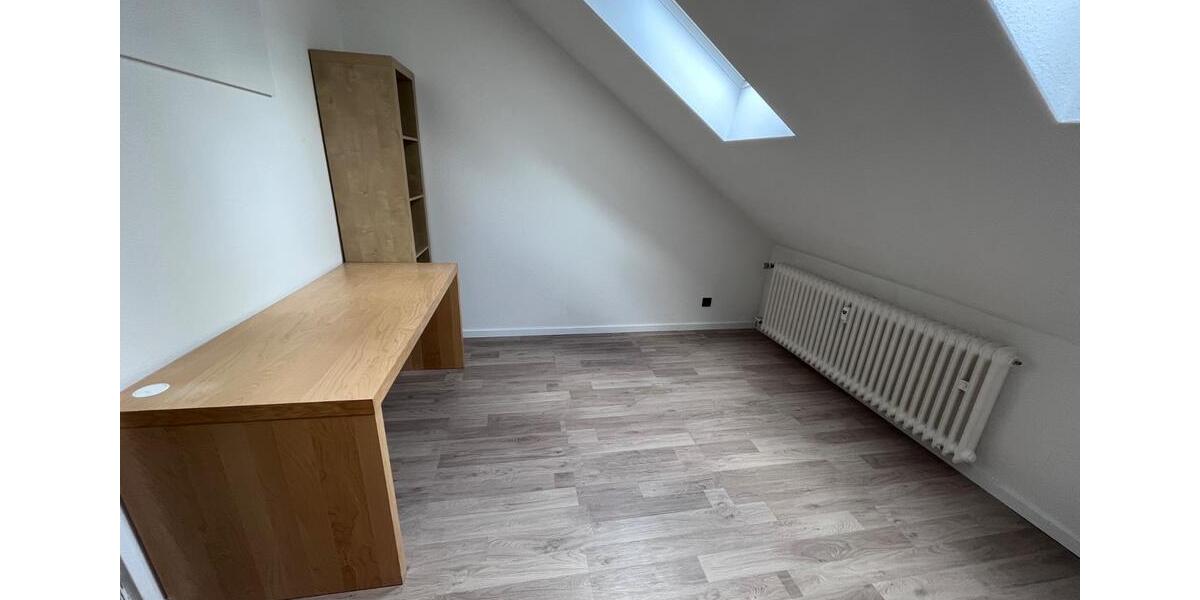 Dachgeschoßwohnung Wuppertal Barmen - 2.5 Zimmer, 63 m&sup2;, 123.900&euro; | Angebot:27119579