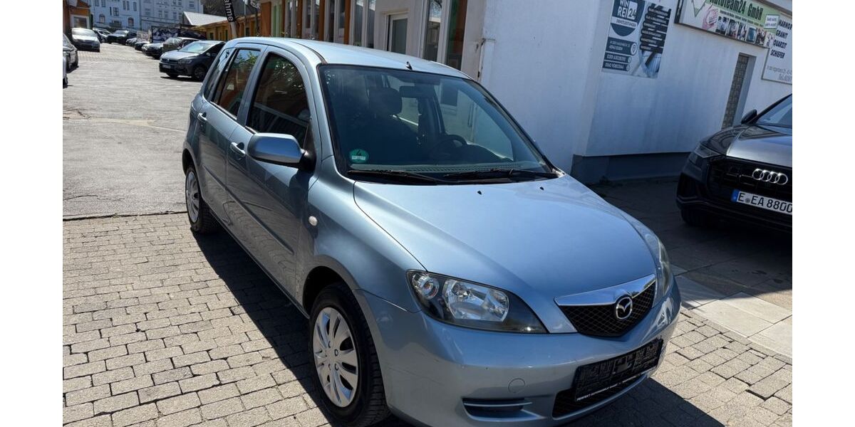 Mazda 2 164.000 km 1.800 &euro; Essen 45143