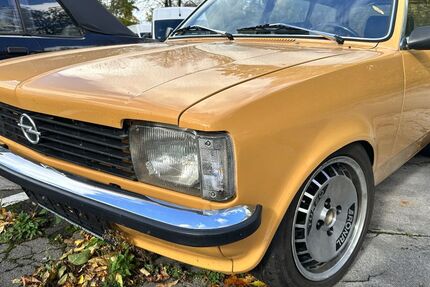 Opel Kadett 127.000 km 23.850 € Wuppertal 42279