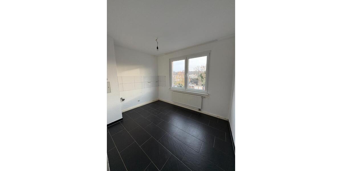 Etagenwohnung Oberhausen - 1 Zimmer, 36 m&sup2;, 350&euro; | Angebot:26380998