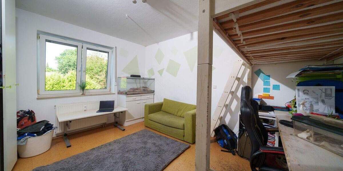 Etagenwohnung Bochum Dahlhausen - 8 Zimmer, 220 m&sup2;, 460.000&euro; | Angebot:24698531