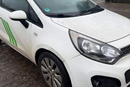 Kia Rio 206.000 km 1.650 &euro; wuppertal 42285