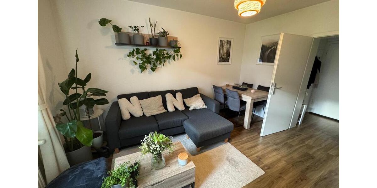 Erdgeschoßwohnung Essen Stadtbezirk VI - 2.5 Zimmer, 44 m&sup2;, 550&euro; | Angebot:26378963