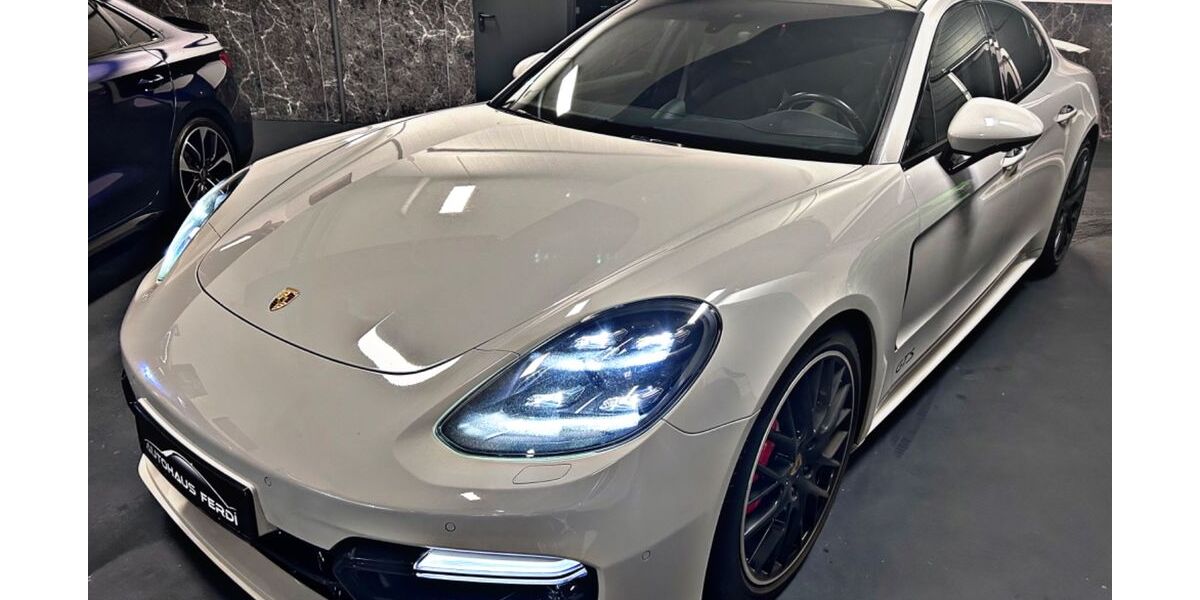 Porsche Panamera 90.000 km 76.000 &euro; Gelsenkirchen 45886