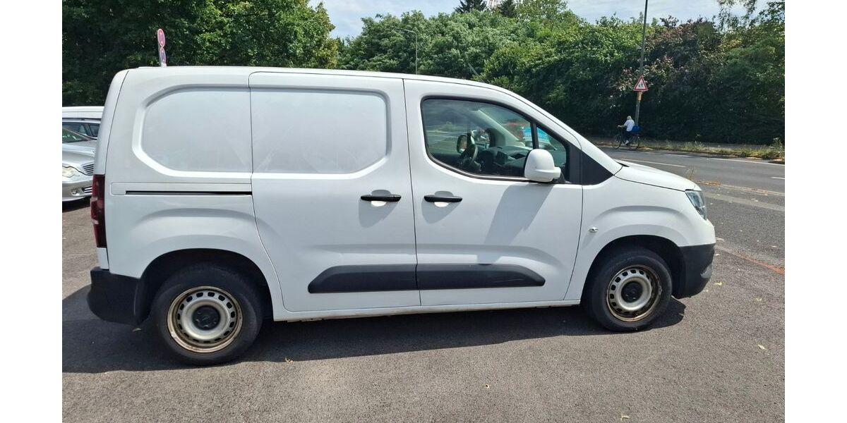 Opel Combo 170.000 km 7.200 &euro; Ratingen 40880