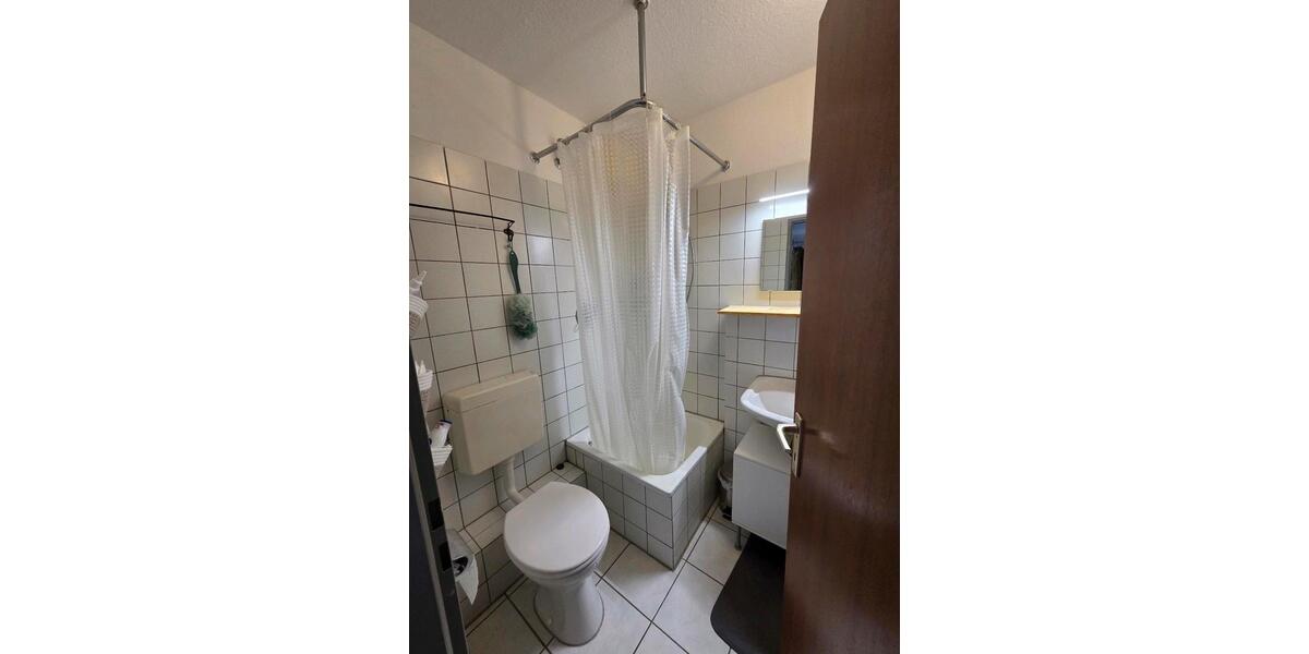 Dachgeschoßwohnung Witten Annen - 2 Zimmer, 34 m&sup2;, 385&euro; | Angebot:25349084