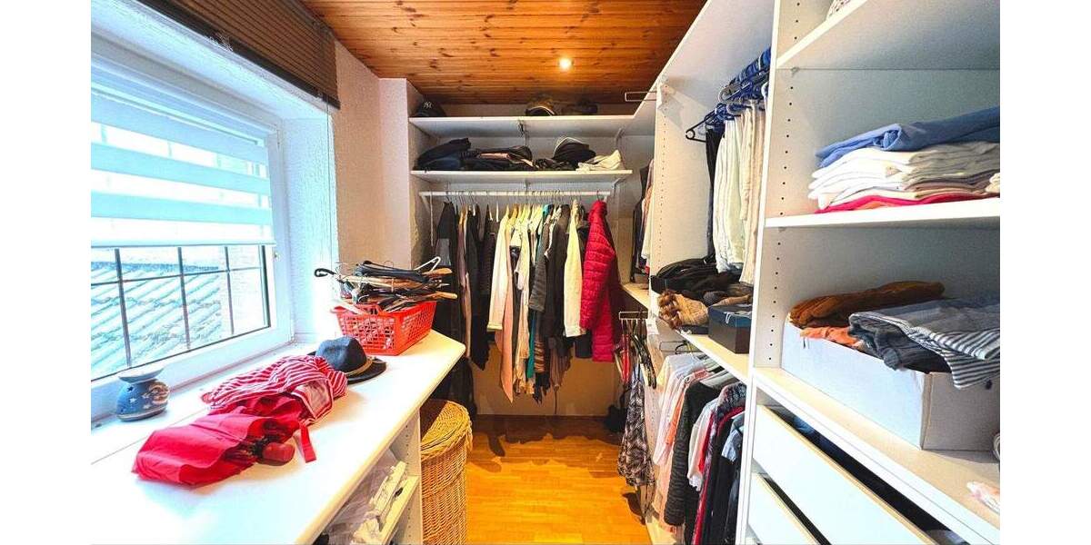 Einfamilienhaus Essen Schonnebeck - 4 Zimmer, 115 m&sup2;, 330.000&euro; | Angebot:24033290