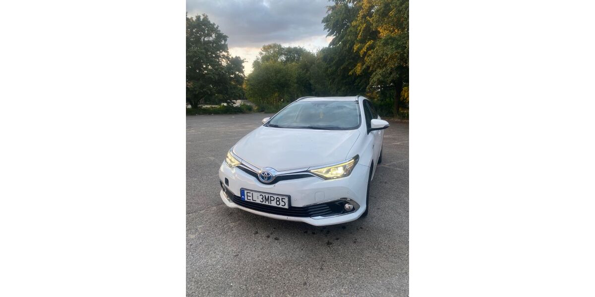 Toyota Auris 182.000 km 10.500 &euro; Dortmund 44329