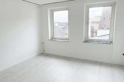 Wohnung Herne Eickel - 5 Zimmer, 120 m&sup2;, 900&euro; | Angebot:25941535