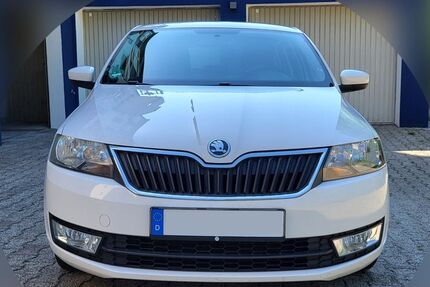 Skoda Rapid 112.000 km 5.990 &euro; Essen 45357