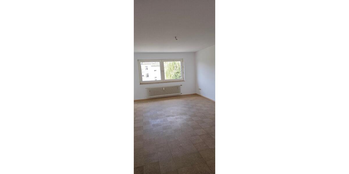 3 12 Raum DG-Wohnung in Gelsenkirchen-Erle mit Balkon 3.5 zimmer
