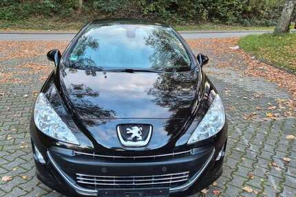 Peugeot 308 98.000 km 6.999 &euro; Essen 45356