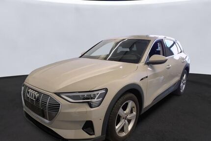 Audi e-tron 53.342 km 29.445 € Hagen 58091