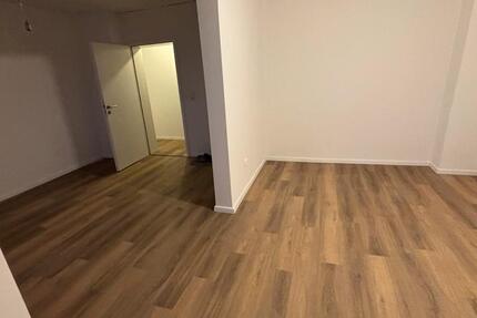 Wohnung Wuppertal Sedansberg - 1 Zimmer, 35 m&sup2;, 415&euro; | Angebot:23567333