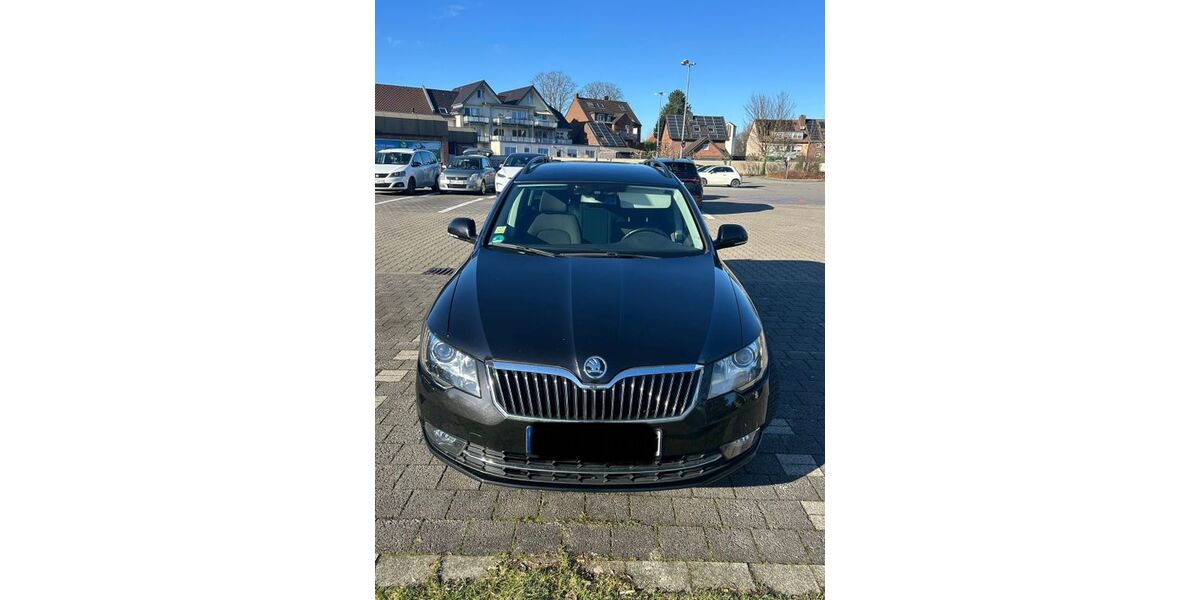 Skoda Superb 148.000 km 11.000 &euro; Bottrop 46244