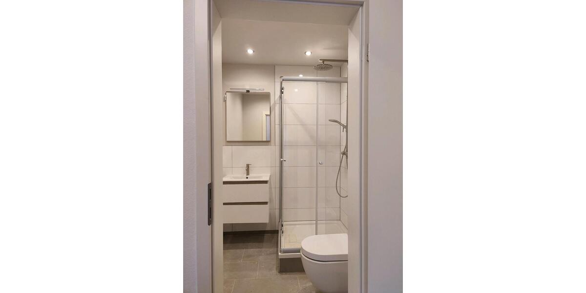 Helle, moderne Wohnung in 2. Etage mit Ausblick 2 zimmer