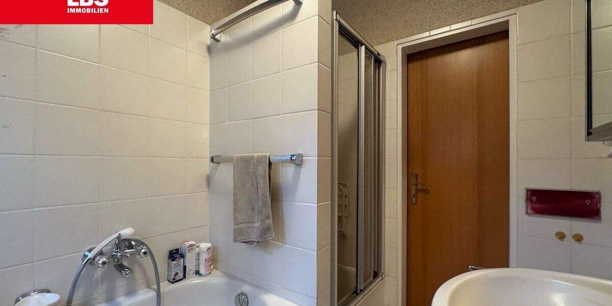 Etagenwohnung Essen Haarzopf - 3 Zimmer, 102 m&sup2;, 349.000&euro; | Angebot:24450638