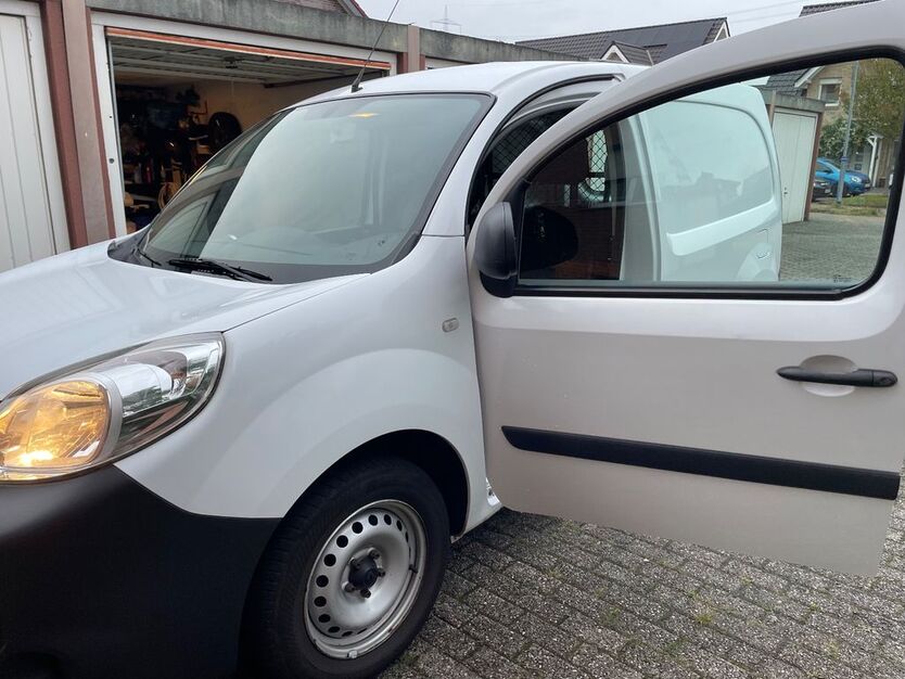 Renault Kangoo 120.600 km 5.361 € Duisburg 47178