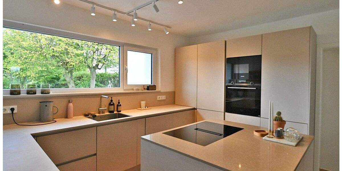 Welcome Home in Bredeney! Neuwertiges, stylisches Zuhause mit Doppelgarage & Einliegerwohnung 1 zimmer