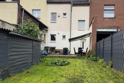Mehrfamilienhaus mit Garten