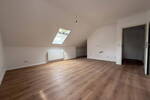 Frisch sanierte 44 m² Dachgeschoss-SingleWohnung - nur 3 Min. zum Phoenixsee, Dortmund-Schüren