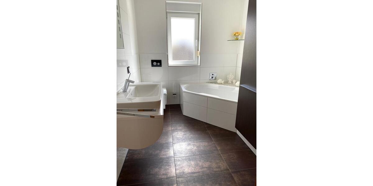 Etagenwohnung Hattingen Blankenstein - 3.5 Zimmer, 80 m&sup2;, 259.000&euro; | Angebot:24838219