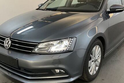 VW Jetta 61.860 km 12.490 € Gevelsberg 58285
