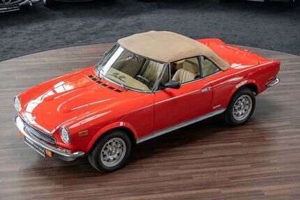 Fiat 124 Spider