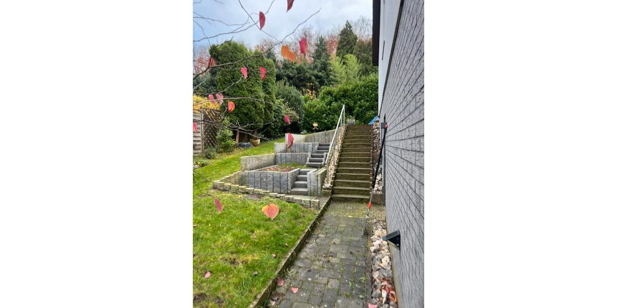 Einfamilienhaus in 42555 7 zimmer