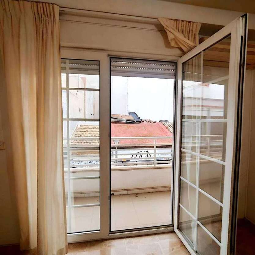 Wohnung zum Kaufen in Torrevieja 315.000 € 243 m²