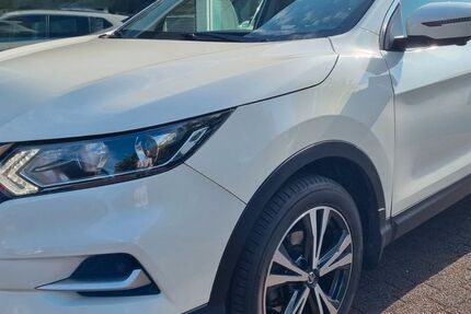 Nissan Qashqai 134.500 km 9.999 &euro; Oer-Erkenschwick 45739