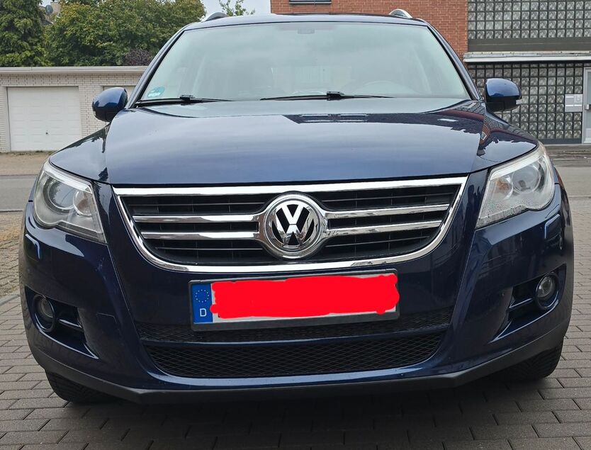 VW Tiguan 330.000 km 5.700 € Dinslaken 46539