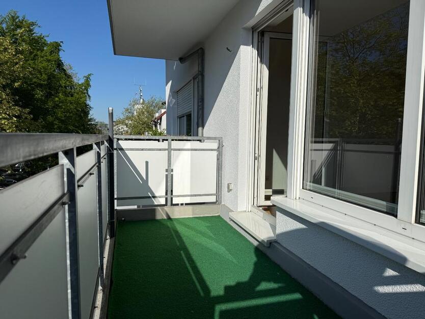 3,5Zimmerwohnung, Balkon, EBK und Garage! Provisionsfrei!!