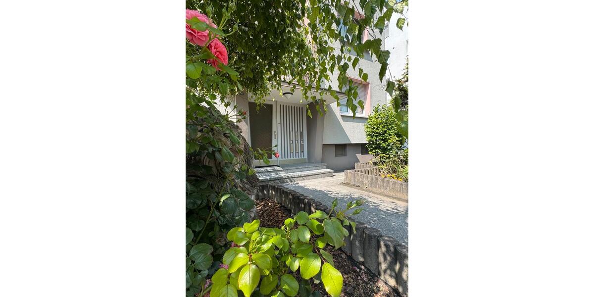 Mehrfamilienhaus in Top-Lage mit großem Grundstück zimmer