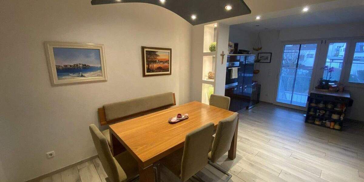 Doppelhaushälfte Duisburg Huckingen - 7 Zimmer, 120 m&sup2;, 599.000&euro; | Angebot:25087157