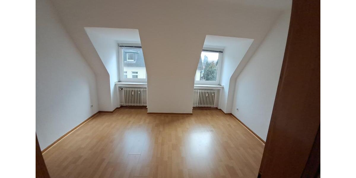 Dachgeschoßwohnung Marl Alt-Marl - 4 Zimmer, 465&euro; | Angebot:23174672
