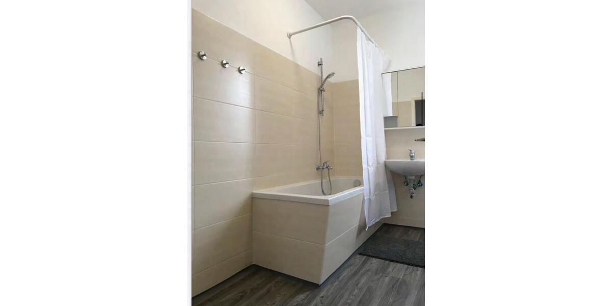 Saniertes MFH im Zentrum - Top Lage 16 zimmer