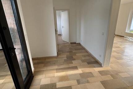 Haus Duisburg Essenberg - 3 Zimmer, 130 m&sup2;, 394.000&euro; | Angebot:26412300