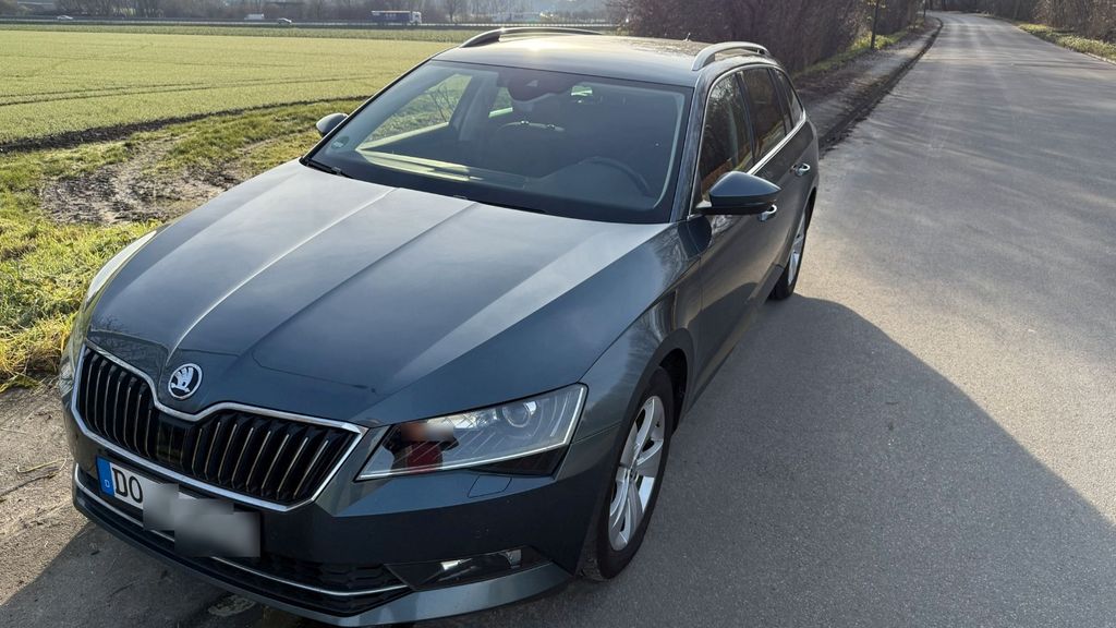Skoda Superb 161.000 km 17.400 &euro; Dortmund 44263