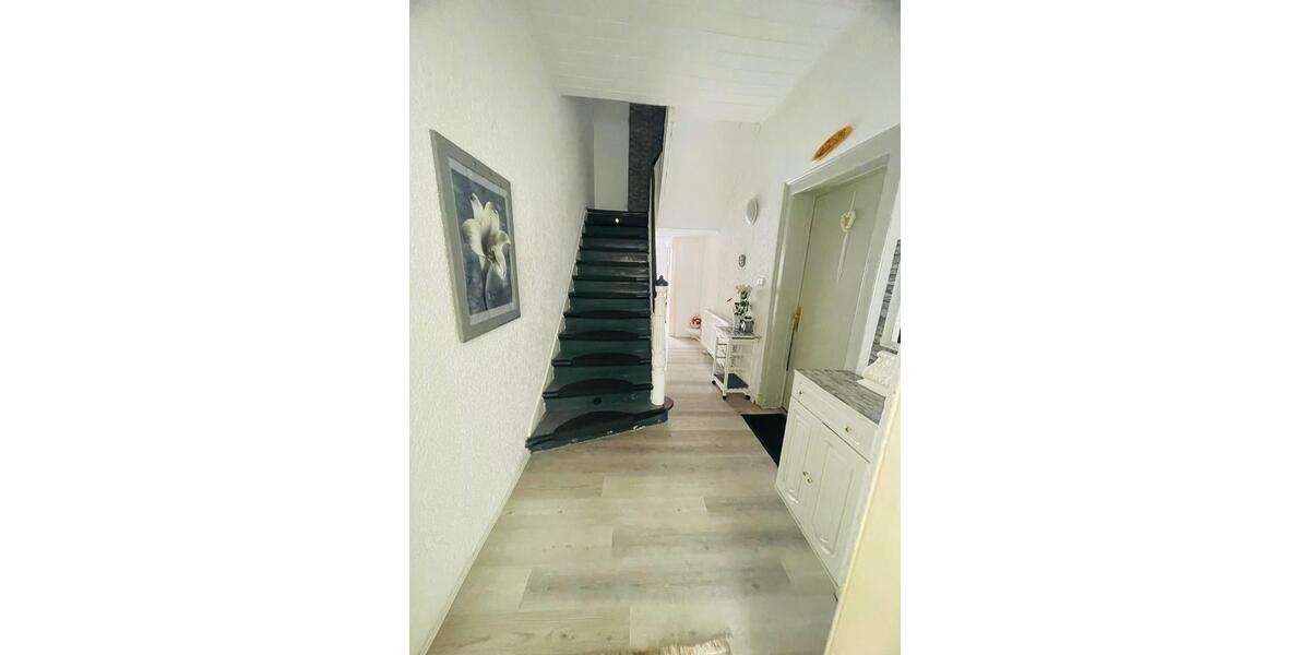 Mehrfamilienhaus, Wohnhaus Wuppertal Gemarkung Langerfeld - 11 Zimmer, 300 m&sup2;, 595.000&euro; | Angebot:27021141