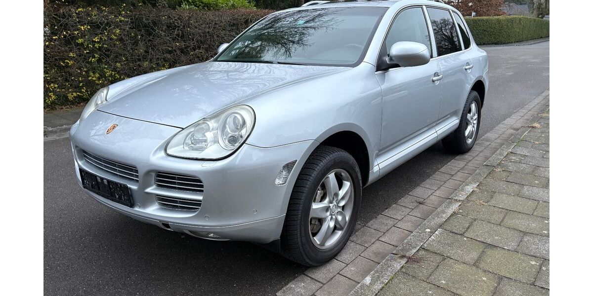 Porsche Cayenne 301.121 km 6.990 &euro; Essen 45356